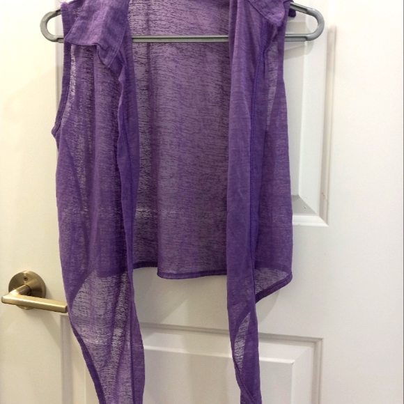 Sheer Top - Picture 6 of 7